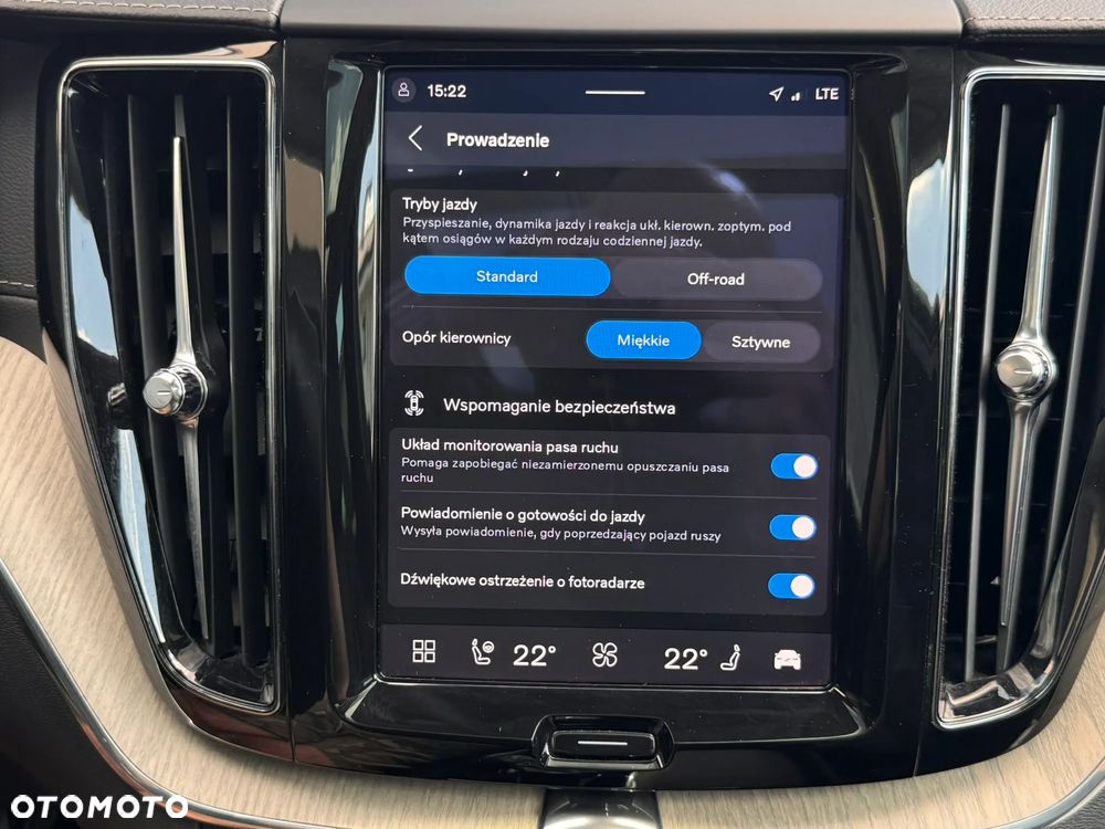 Volvo XC 60 B4 D AWD Inscription - 28