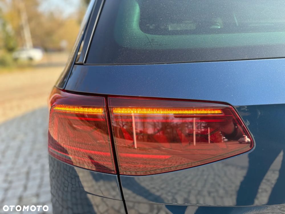 Volkswagen Passat 2.0 TSI Elegance DSG - 11