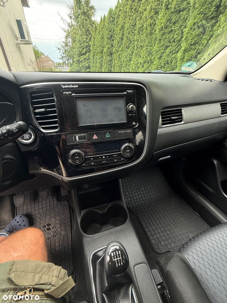 Mitsubishi Outlander 2.2 DID Intense - 19