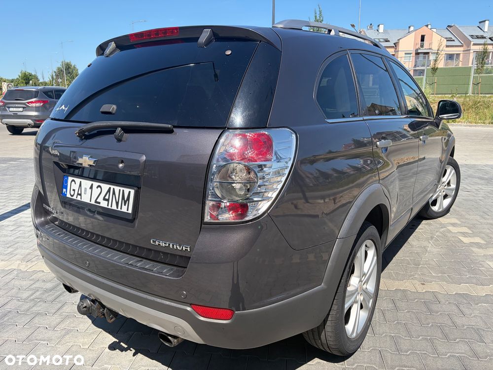 Chevrolet Captiva 2.2 D LTZ - 5