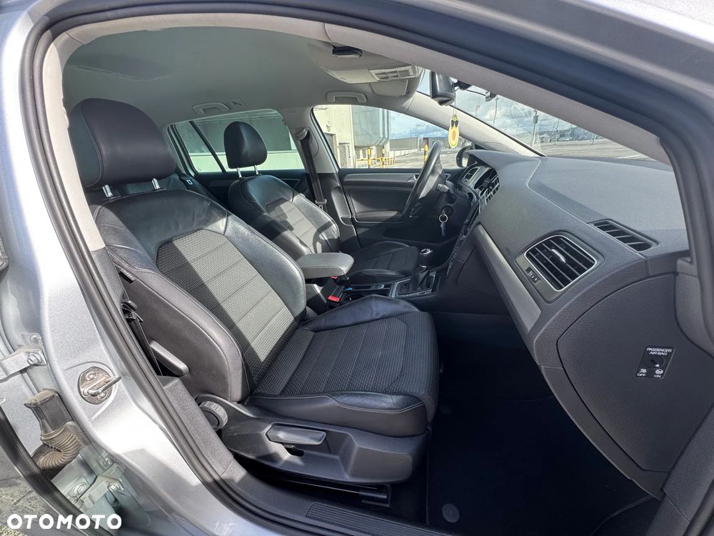 Volkswagen Golf 1.6 TDI BlueMotion Comfortline - 8