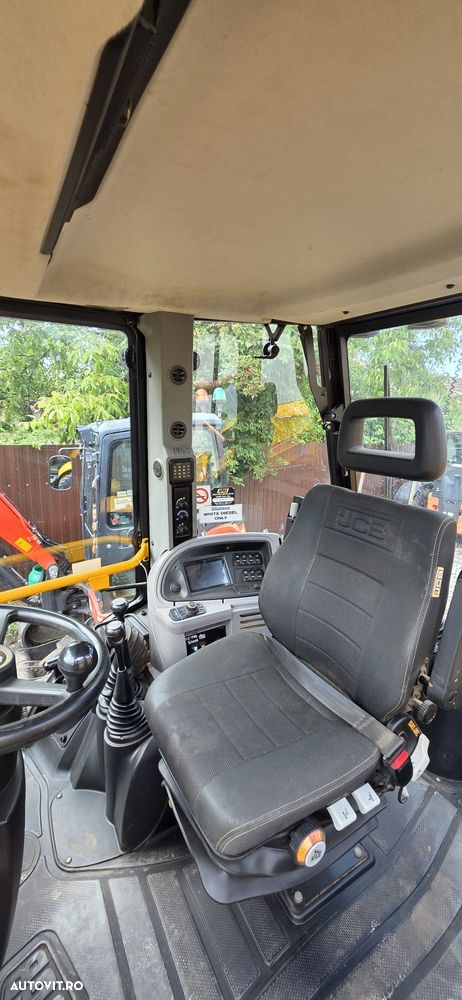 JCB 3CX - 15