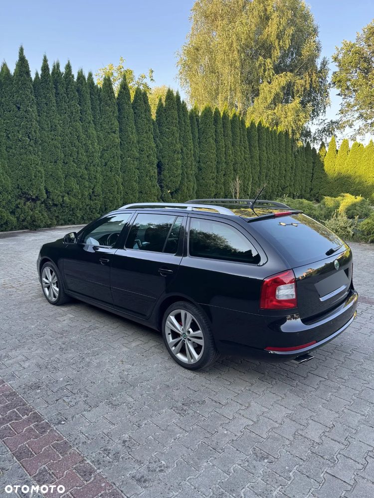 Skoda Octavia 2.0 TDI DPF RS - 6