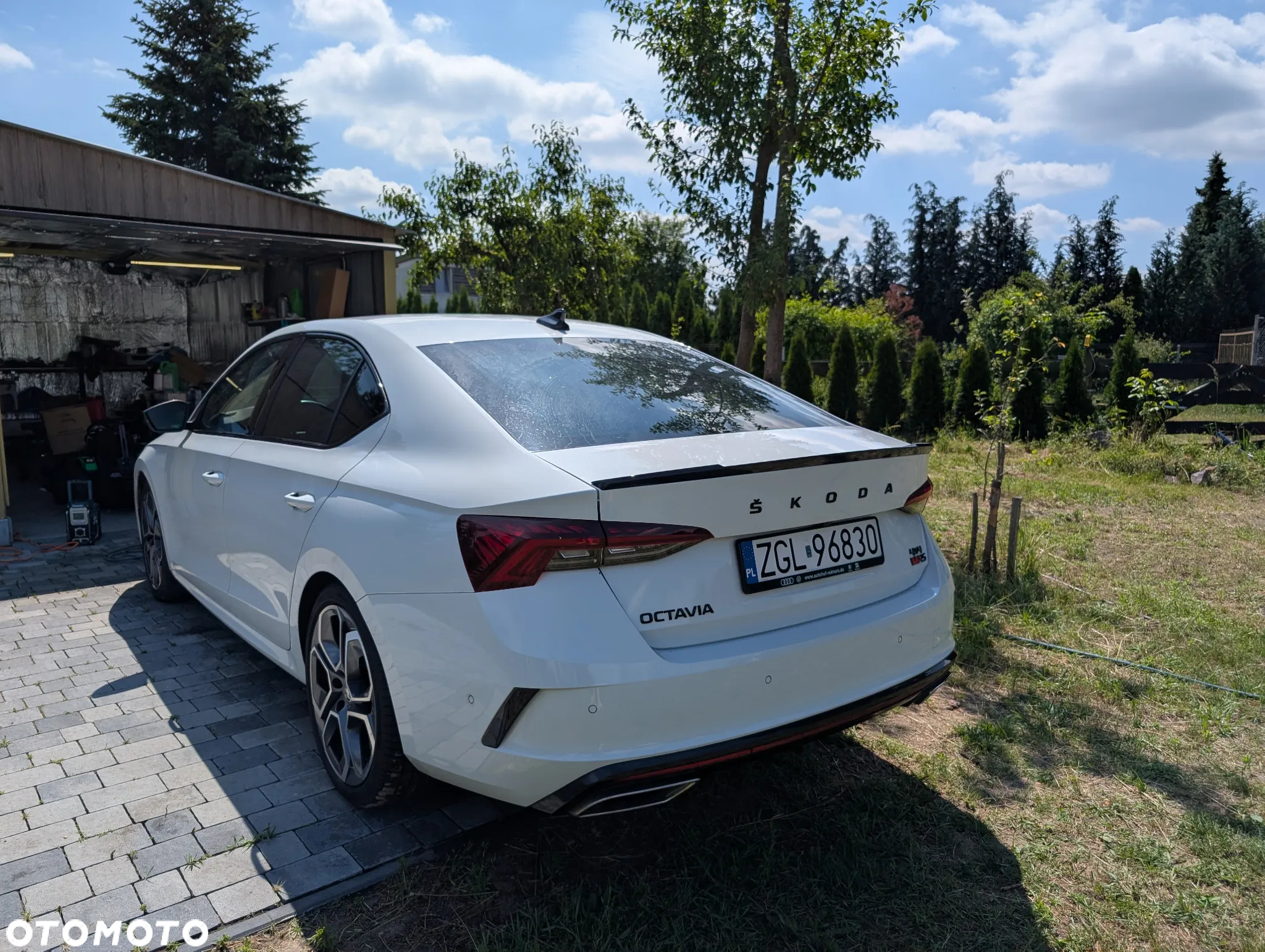 Skoda Octavia Combi 2.0 TDI DSG 4x4 RS Plus - 6