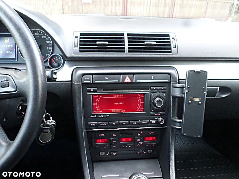 Audi A4 Limousine 1.8T - 11