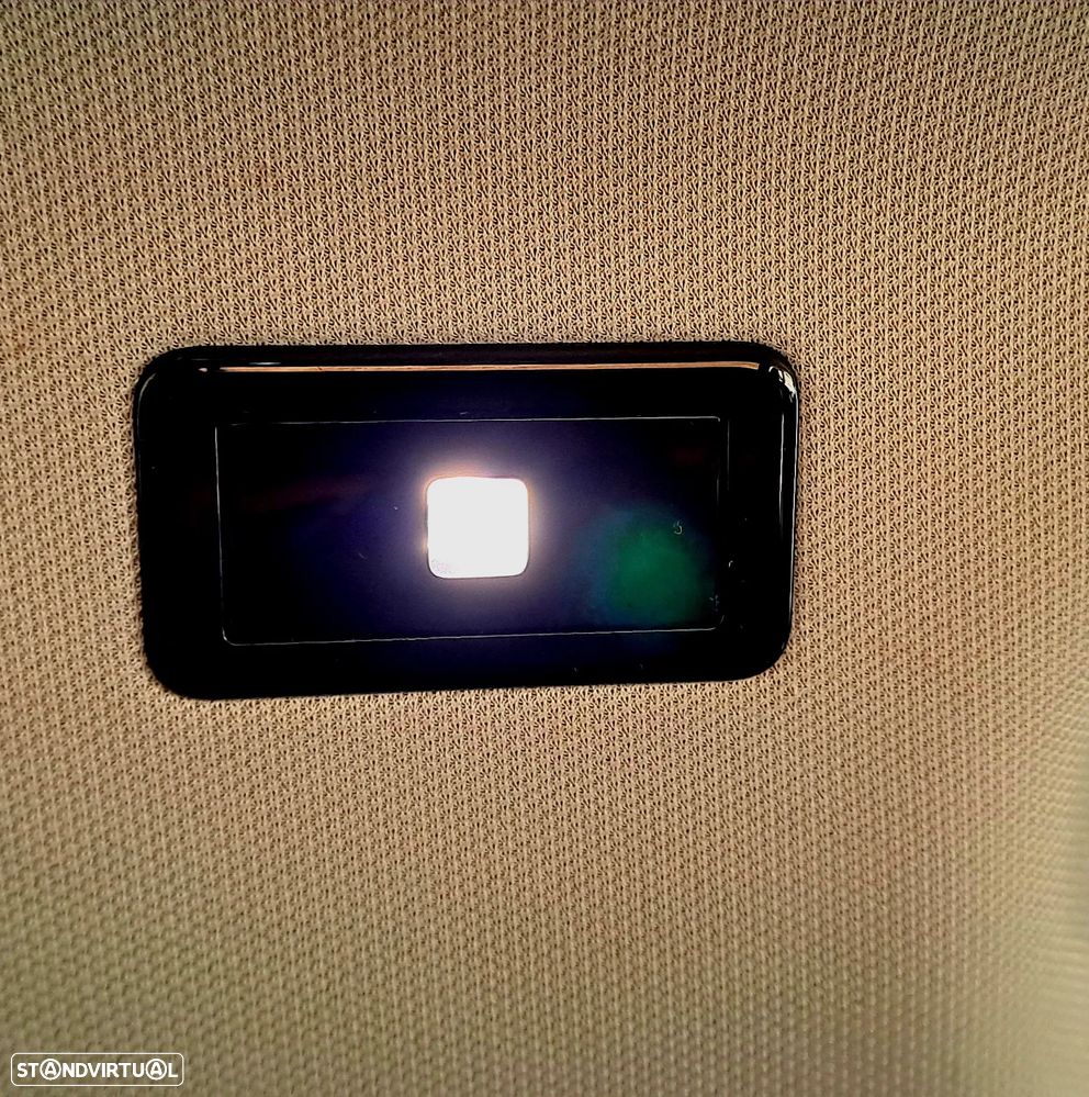 Peugeot e-2008 50 kWh Allure Pack - 54