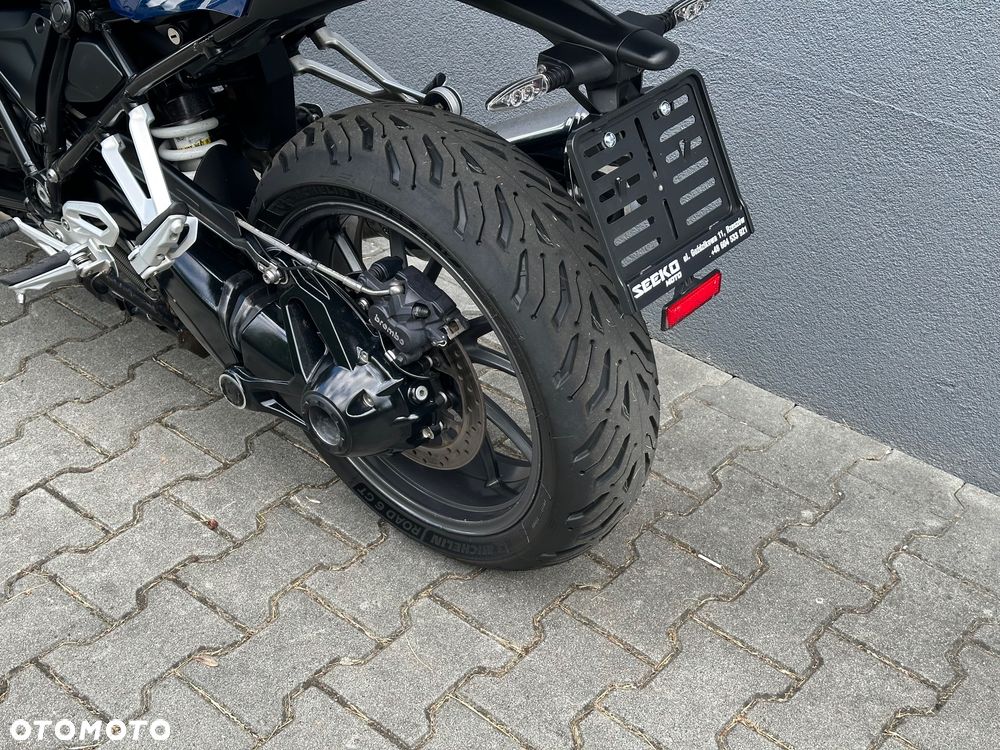 BMW R - 27