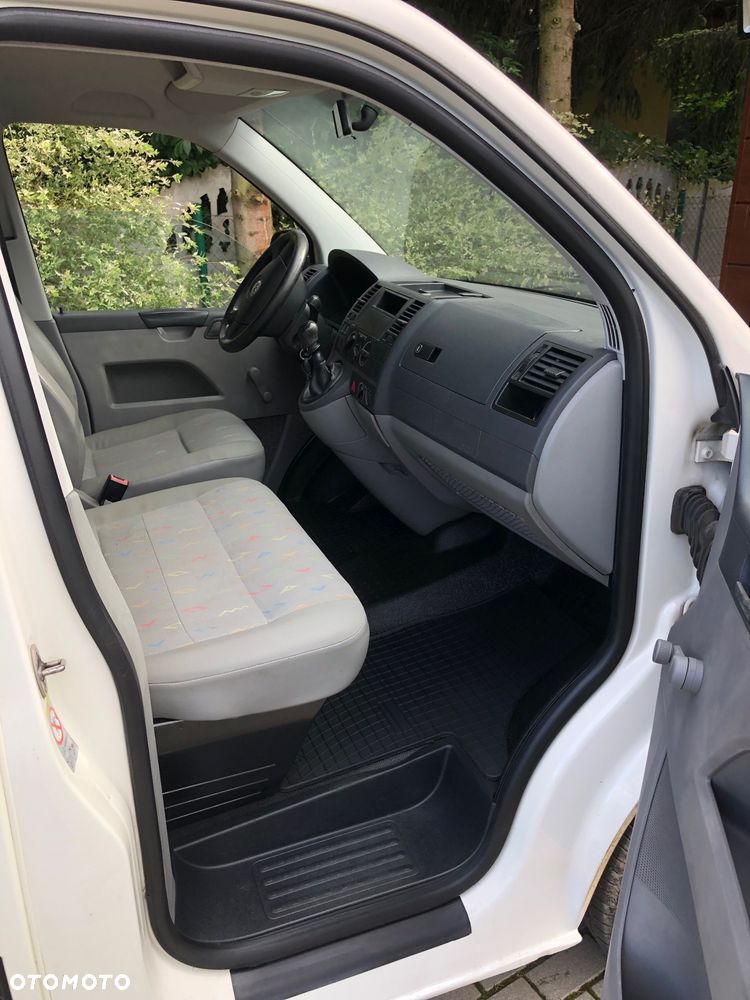 Volkswagen Transporter - 11