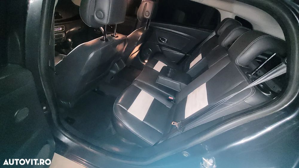 Renault Megane ENERGY dCi 110 Start & Stop Bose Edition - 14