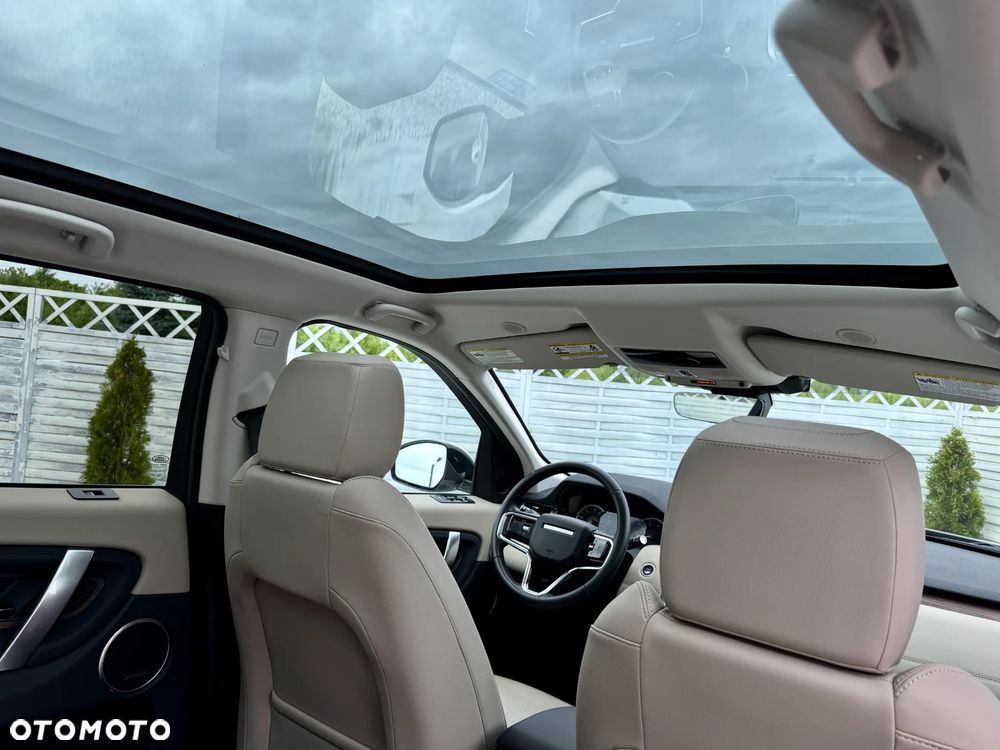 Land Rover Discovery Sport - 23