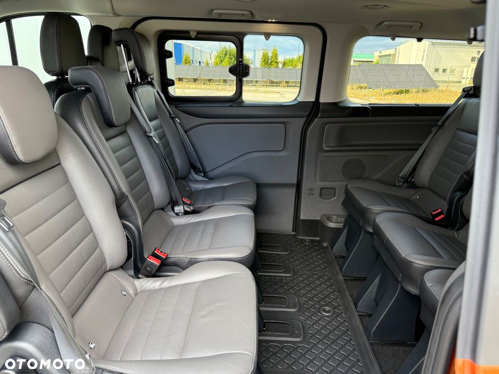 Ford Tourneo Custom 2.0 TDCi L2 Titanium SelectShift - 31