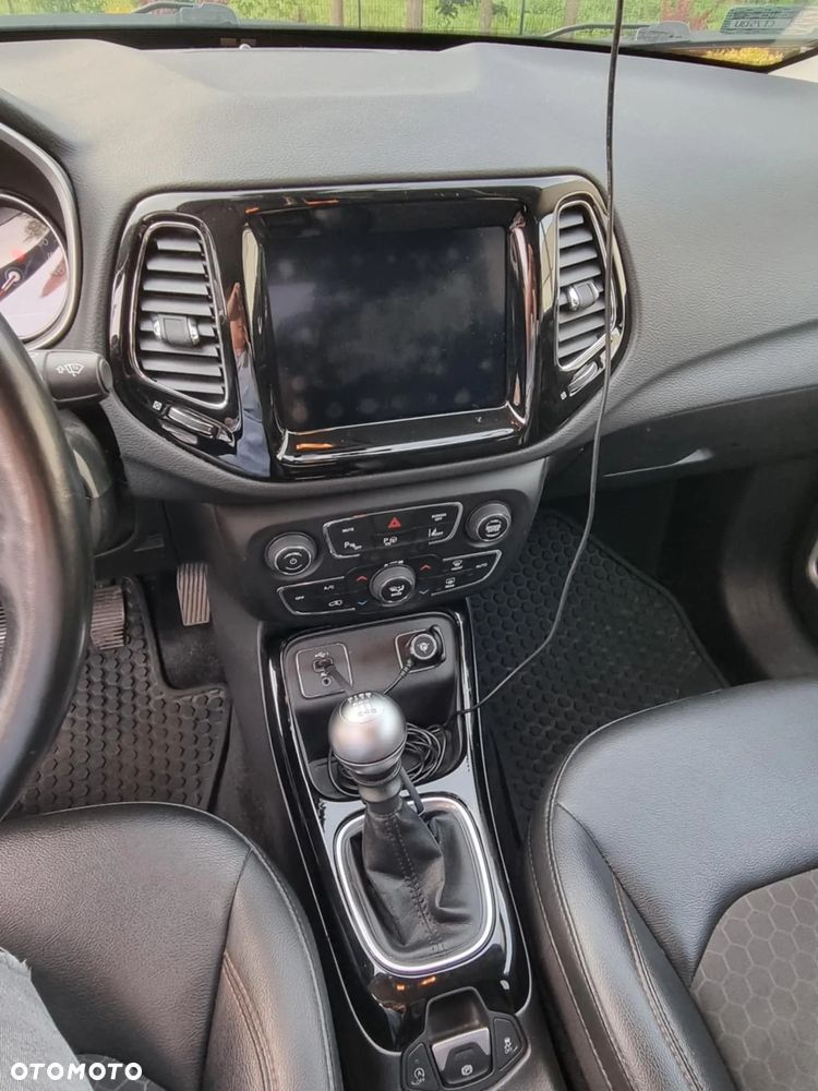 Jeep Compass 1.4 TMair Limited FWD S&S - 27
