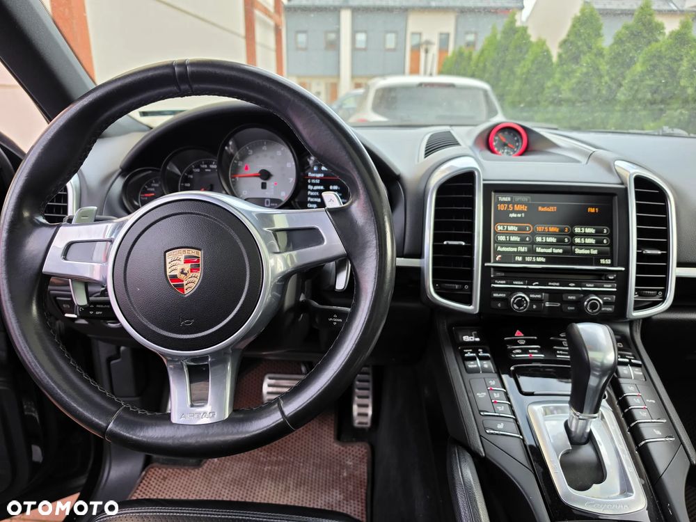 Porsche Cayenne S - 3