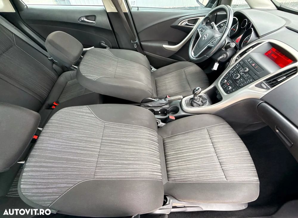 Opel Astra 1.6 - 17