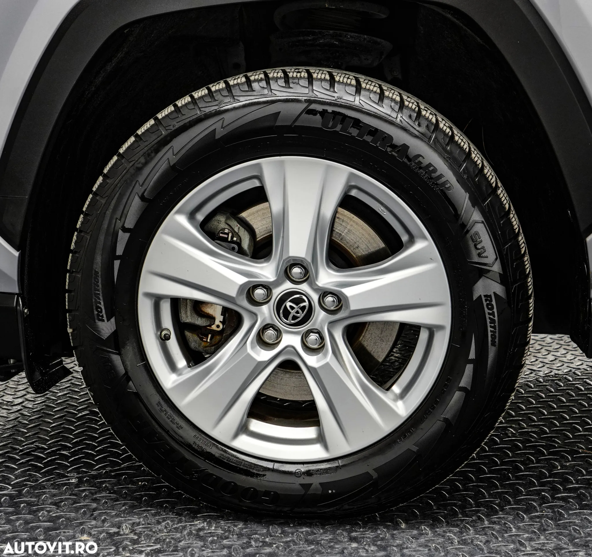 Toyota RAV4 2.5 Hybrid VVT-iE 4x2 Dynamic - 32