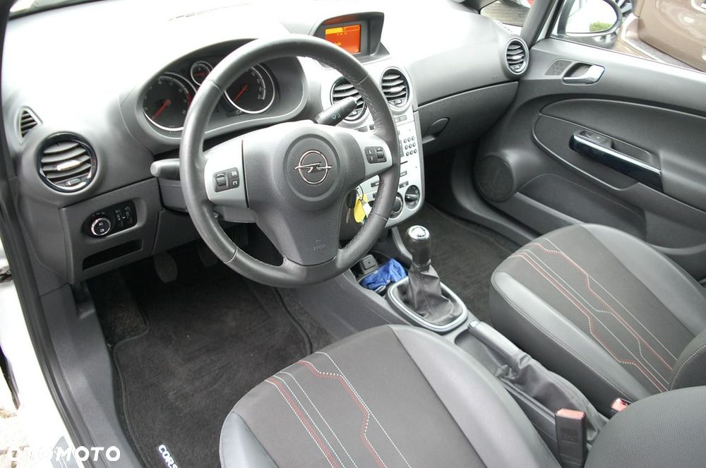 Opel Corsa - 22