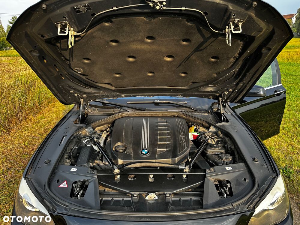 BMW Seria 7 730d - 29