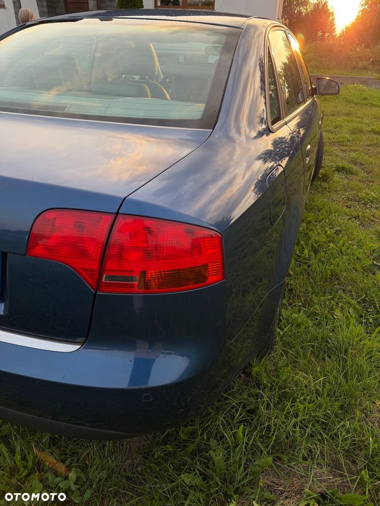 Audi A4 Limousine 2.0 TDI - 7