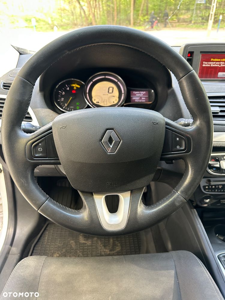 Renault Megane 1.5 dCi Avantage - 9