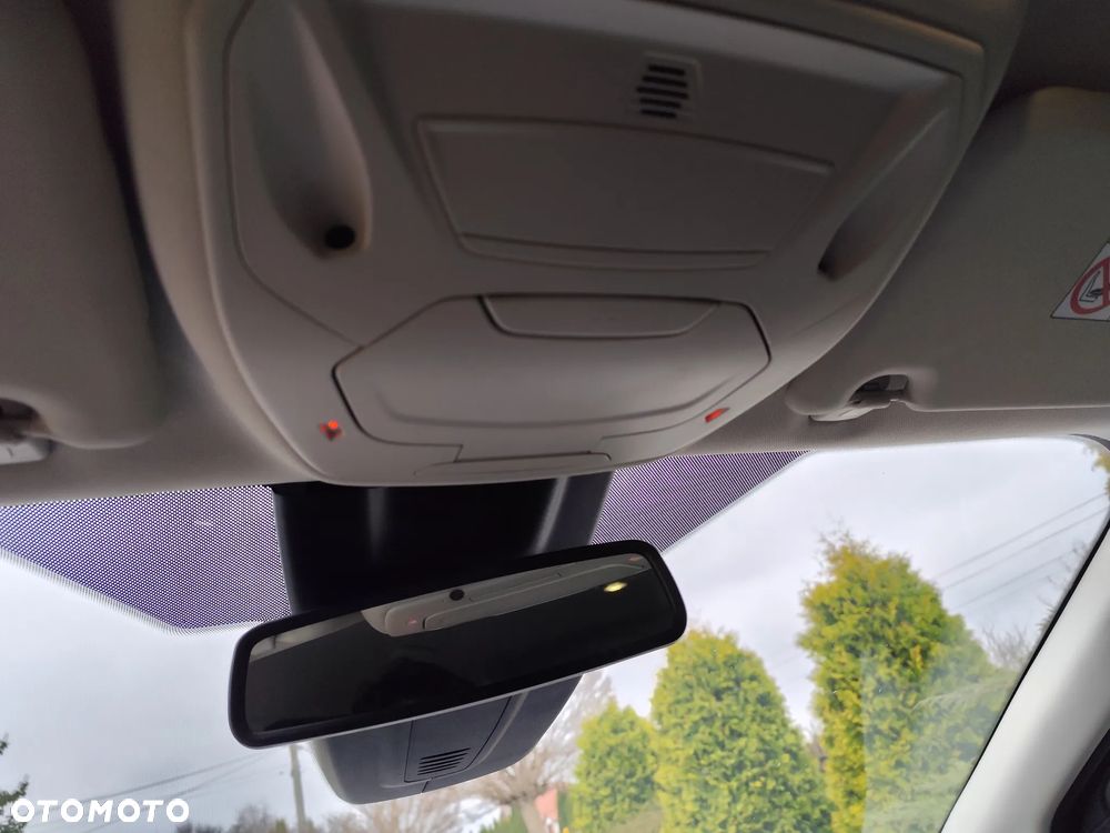 Ford Focus 1.5 EcoBlue STart-Stopp-System TITANIUM - 22