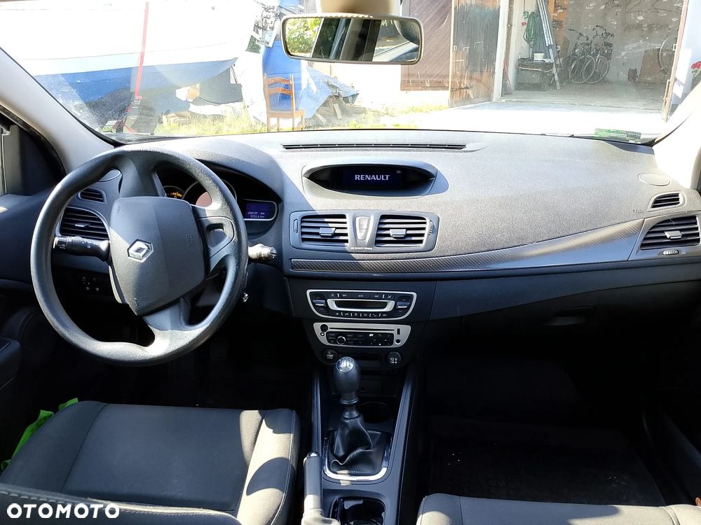 Renault Megane 1.5 dCi Authentique - 5