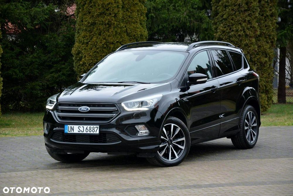 Ford Kuga 1.5 EcoBoost 2x4 ST-Line - 2