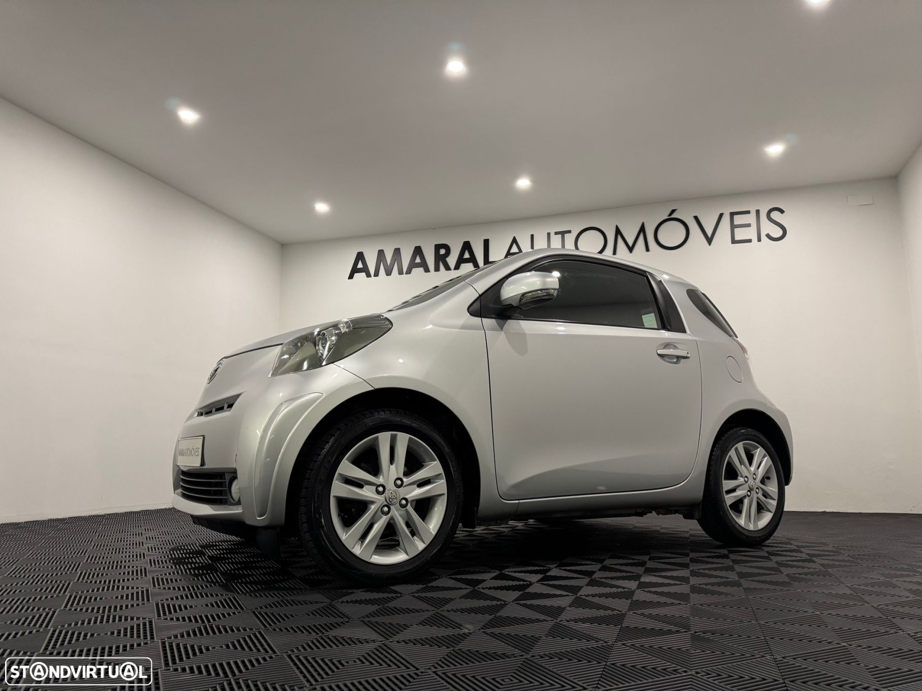 Toyota iQ 1.33 VVT-i - 20