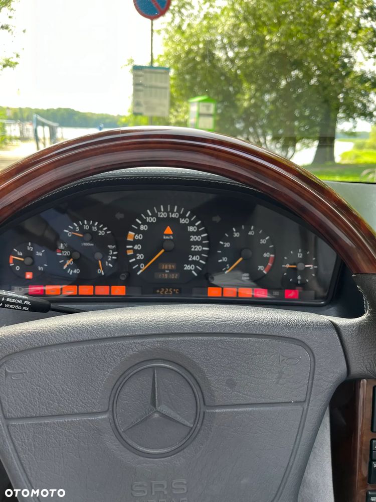 Mercedes-Benz SL 500 - 9