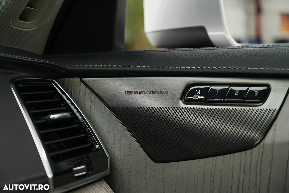 Volvo XC 90 B5 D AWD Ultimate Bright - 35