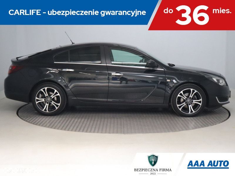 Opel Insignia - 8