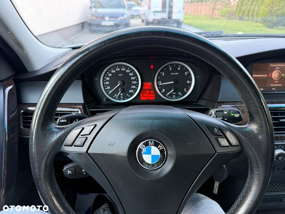 BMW Seria 5 - 26