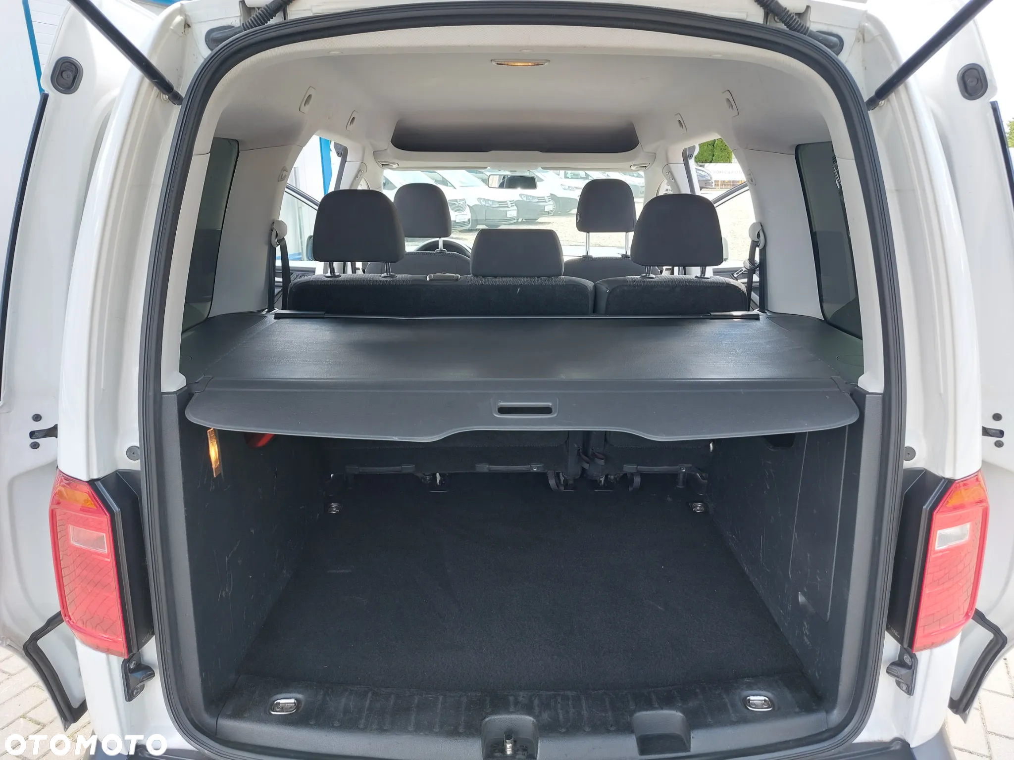 Volkswagen Caddy 2.0 TDI Trendline - 17