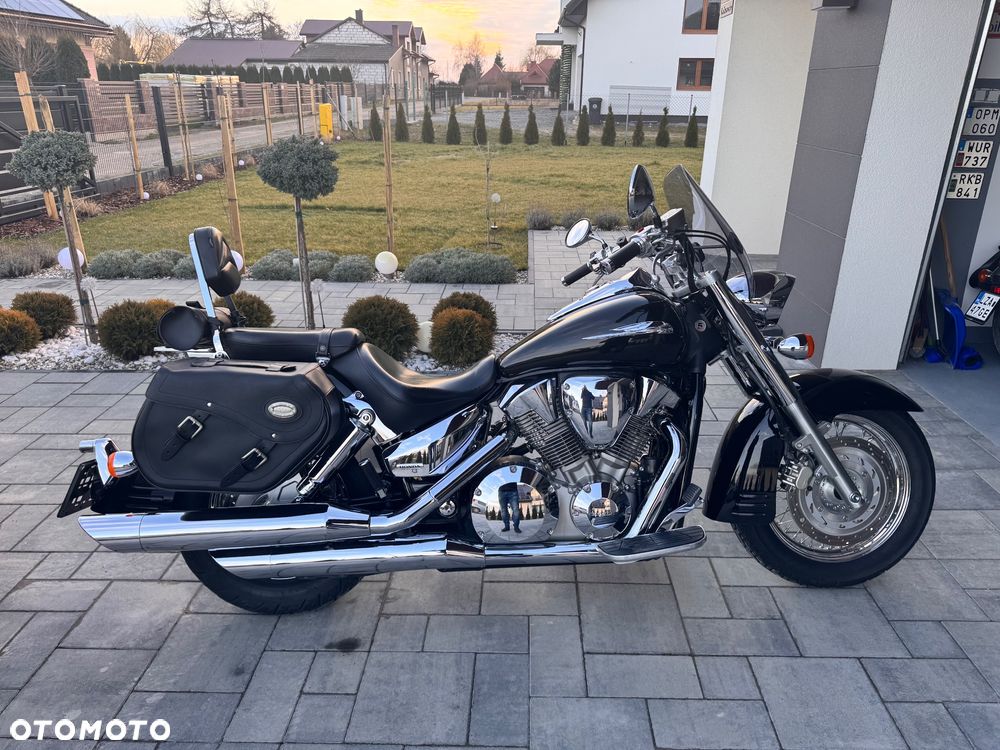 Honda VTX - 8