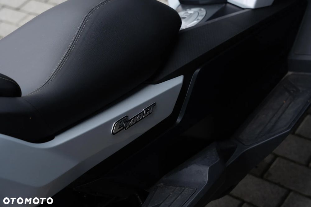 BMW R - 6