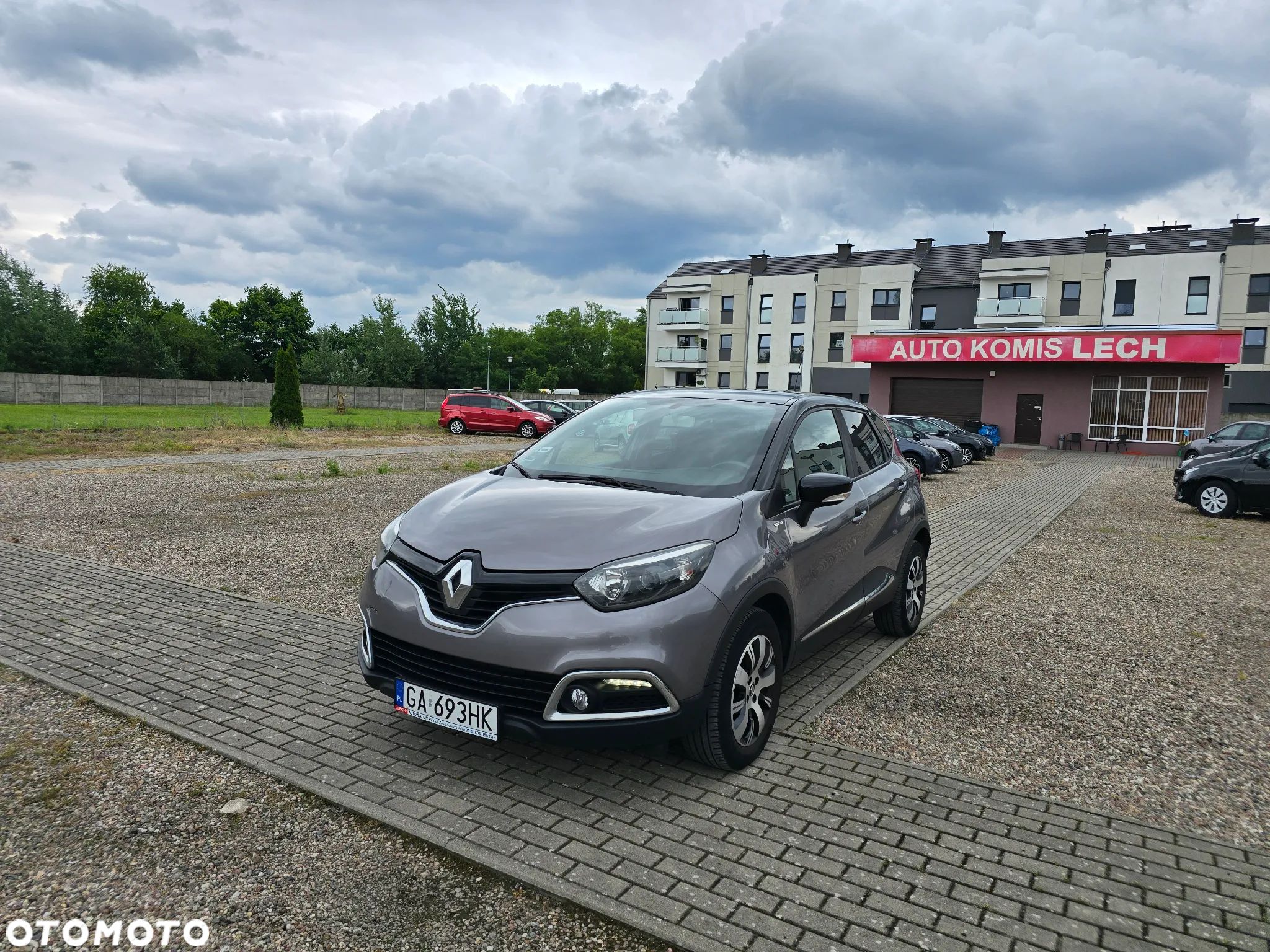 Renault Captur 1.2 Energy TCe Limited EDC - 1