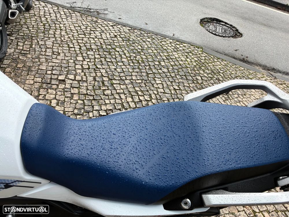 Honda XL 750 TRANSALP - 12