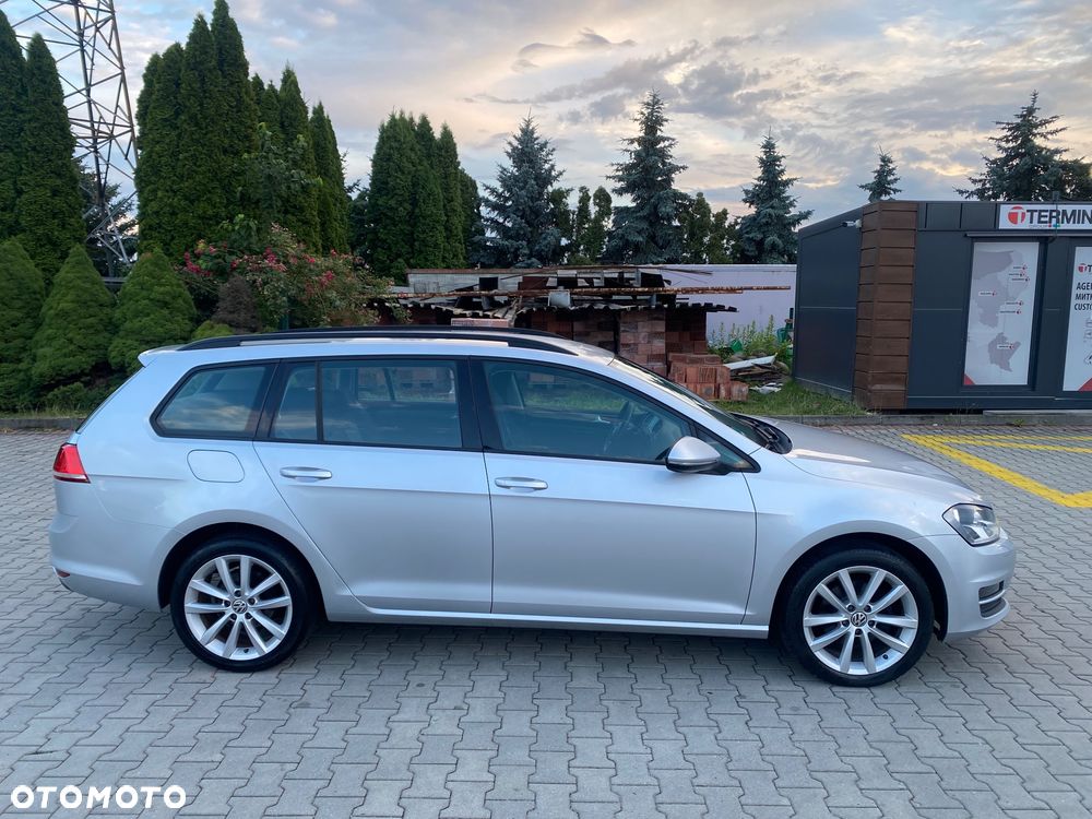 Volkswagen Golf - 5