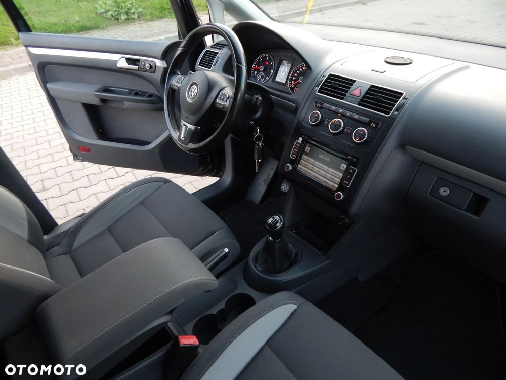 Volkswagen Touran 1.6 TDI DPF Life - 22