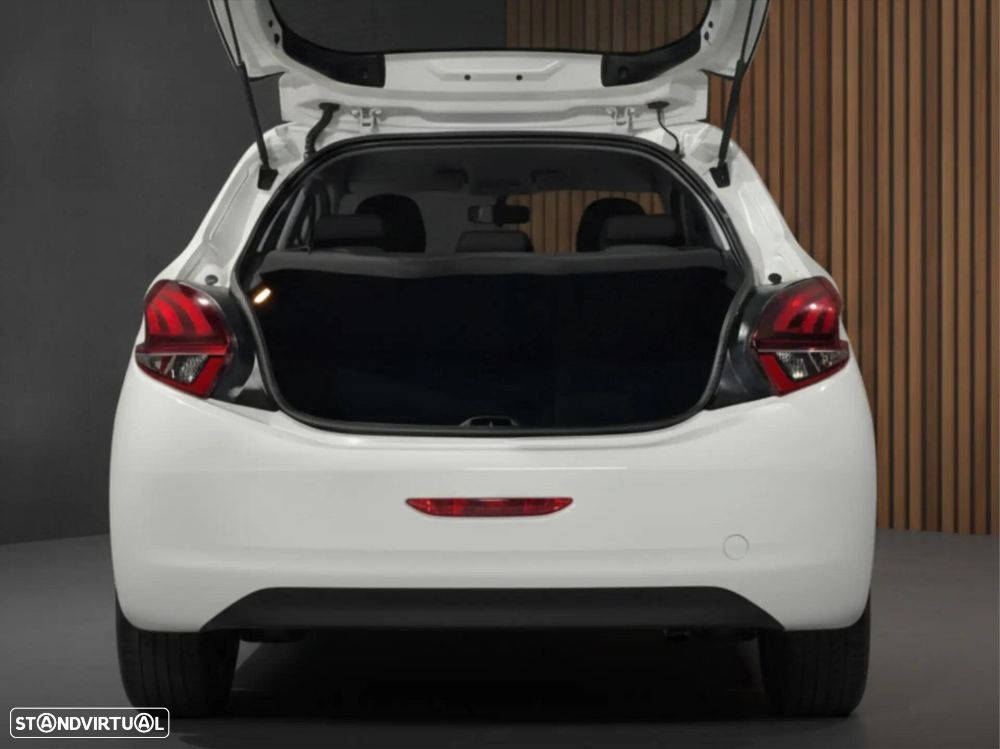 Peugeot 208 - 11