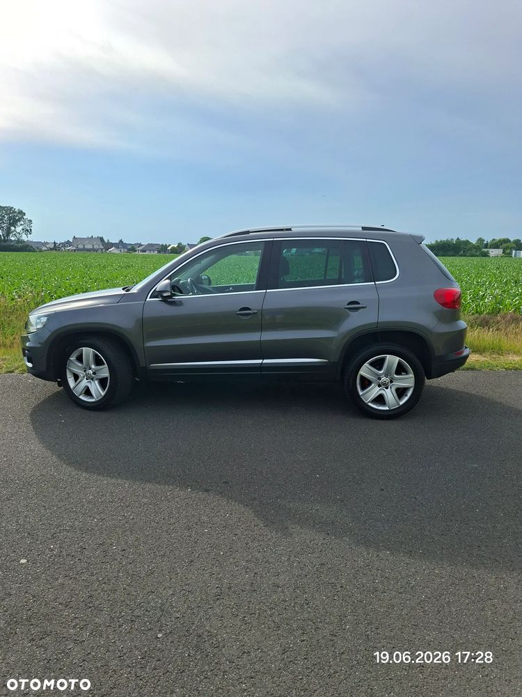 Volkswagen Tiguan 2.0 TDI DPF 4Motion BlueMotion Technology DSG Sport & Style - 10