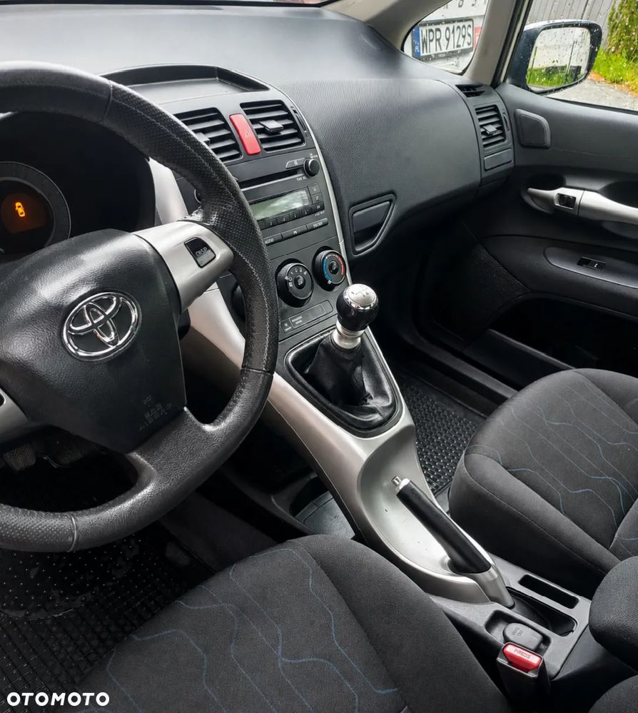 Toyota Auris - 6