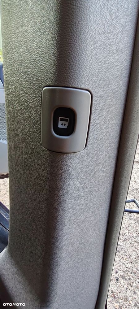 Lancia Voyager 2.8 CRD16v Platinum - 30