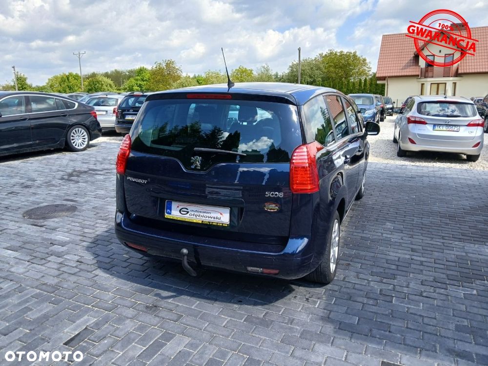 Peugeot 5008 - 10