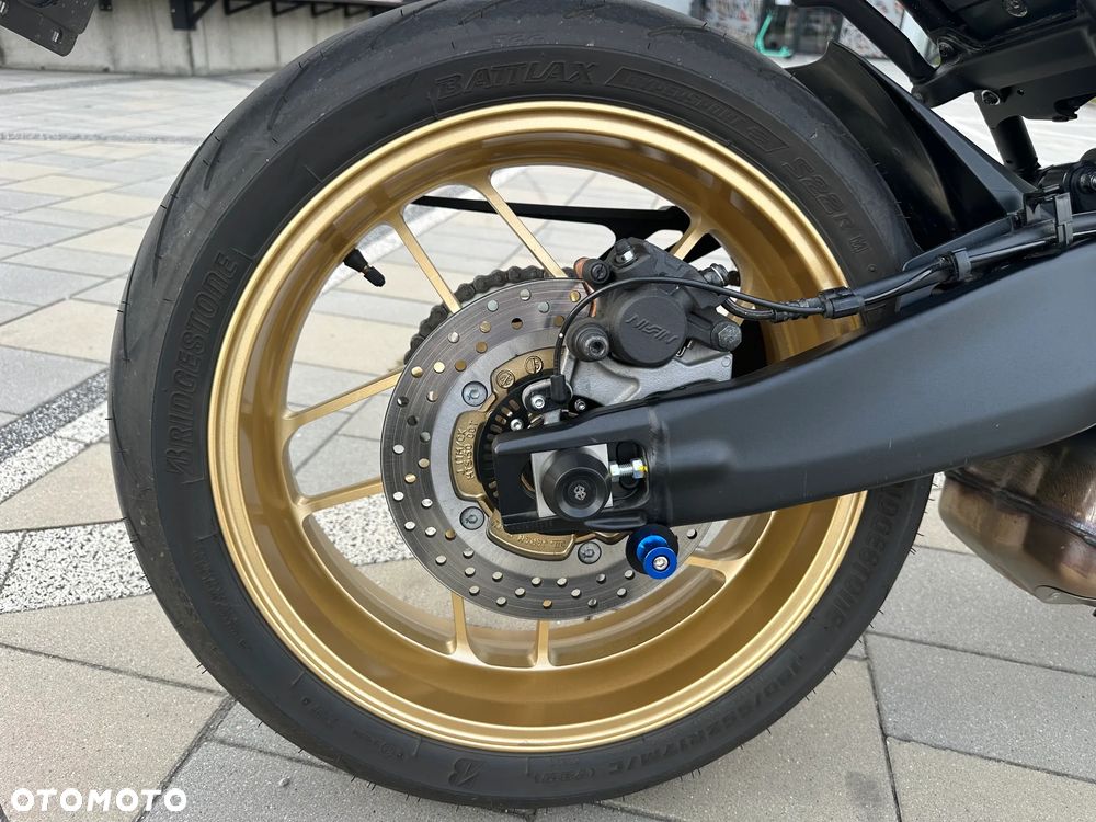 Yamaha XSR - 10
