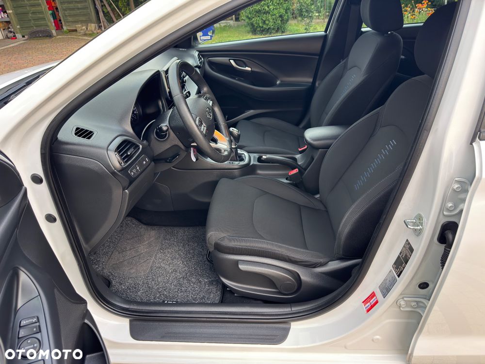 Hyundai i30 1.4 Passion Plus - 32