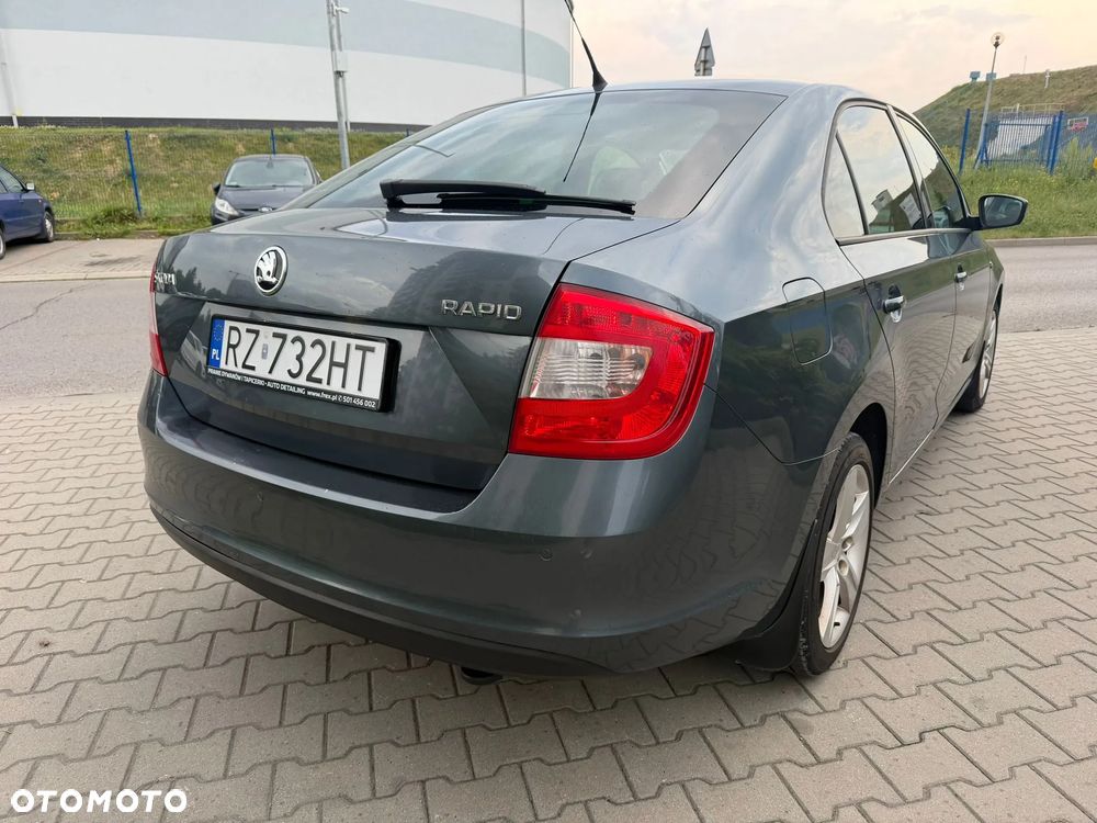 Skoda RAPID Spb 1.6 TDI DPF Elegance Max - 23
