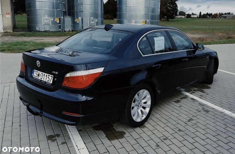 BMW Seria 5 520i - 8