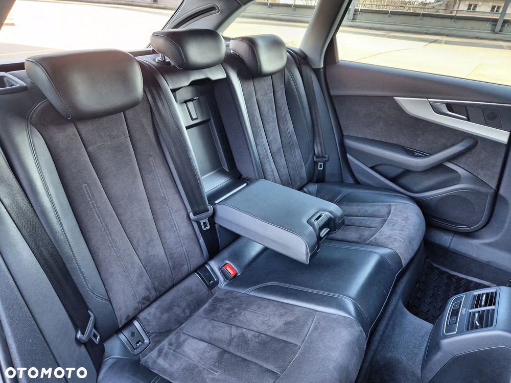 Audi A4 Avant 2.0 TDI S tronic - 20