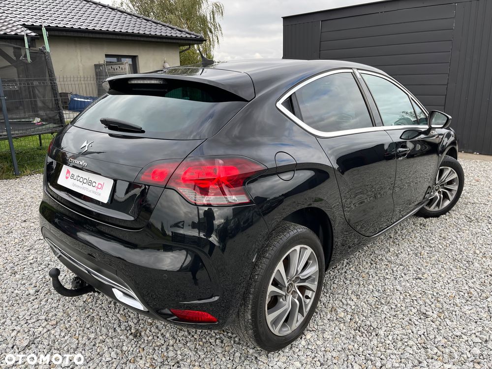 Citroën DS4 e-HDi 110 SoChic - 6