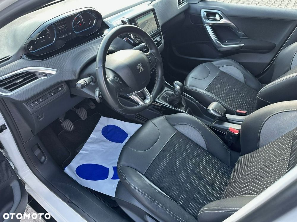 Peugeot 2008 - 7